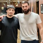 Ibrahim Tsetchoev Instagram – J’ai une petite idée de l’issue de combat 😬!
et vous, quel est votre pronostik ? argumenter par contre Paris, France