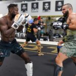 Ibrahim Tsetchoev Instagram - Je suis très heureux d’être allé dans ce club @killcliff_fc , j’étais bien accueilli par @henrihooft et les autres athlètes, j’ai rencontré des gens super sympa avec certains je suis devenue ami. Ce stage m’a apporté énormément , je sue voir mon niveau, en me frottant à des athlètes, très haut niveau, qui font partie des plus grandes organisations mondiales Miami, Florida