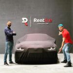 Ibrahim Tsetchoev Instagram - les gars j’ai reçu ma nouvelle voiture enfin. C’est quoi comme voiture? celui qui devine avec le plus de détails possible, jusqu’à la couleur et les options, je lui offre 100€ direct sur pay-pal 😁 Merci beaucoup a @rentlineparis et Raffi d’avoir trouvé la voiture , Paris, France
