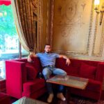 Ibrahim Tsetchoev Instagram - Dès que on arrête d’apprendre et évoluer on commence à mourir , le cercueil n’est qu’une formalité. Albert Einstein. CORE ROGE ? #paris #france Hotel Raphael Paris