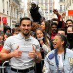Ibrahim Tsetchoev Instagram – Merci Marseille !!! c’était le feu 🔥pour ouverture d’un @blackandwhiteburger , impatient de revenir à Marseille bébé ✊ Marseille, France