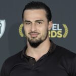 Ibrahim Tsetchoev Instagram – Merci pour l’invitation a @sportelawards et @tvfightnation pour cet événement regroupant beaucoup de sportif, champion et médailles olympiques.
Pour l’occasion je me suis mis sur mon 31 😌 Monaco