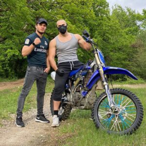 Ibrahim Tsetchoev Instagram - Les vrais sont pour la vie ✊
les rest c’est just un transit