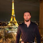 Ibrahim Tsetchoev Instagram - N’attendez pas le bon moment pour faire des nouvelles résolutions, c’est just un prétexte pour repousser l’affrontement de ses faiblesses Paris, France