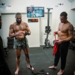 Ibrahim Tsetchoev Instagram - Normalement mon combat est prévu pour février chez @hexagonemmafr , donc je me prépare a fond, à votre avis quelle est mon niveau actuel sur une échelle de 0-10 😬 merci pour studio @manudailycoaching 📸 @djo_rea Paris, France