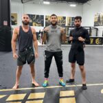 Ibrahim Tsetchoev Instagram - Je suis très heureux d’être allé dans ce club @killcliff_fc , j’étais bien accueilli par @henrihooft et les autres athlètes, j’ai rencontré des gens super sympa avec certains je suis devenue ami. Ce stage m’a apporté énormément , je sue voir mon niveau, en me frottant à des athlètes, très haut niveau, qui font partie des plus grandes organisations mondiales Miami, Florida
