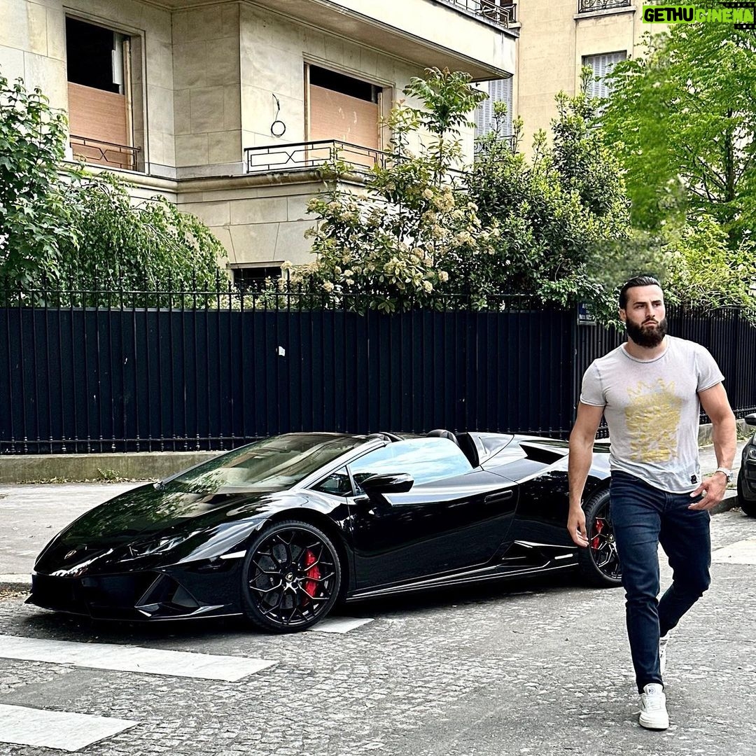 Ibrahim Tsetchoev Instagram - Qui est chaud faire un tour avec moi dans #lamborghini ? a paris ou dans le sud 😎 Paris, France