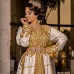Ibtissam Laaroussi Instagram - الزي المغربي لا يعلى عليه ختارو معايا احسن صورة 1/2/3/4/5/6 سعيدة بتعاملي مع الراقية الجميلة @ziana_faty_diamond المشرفة على المكياج واللباس 📸 @hichamphotographee