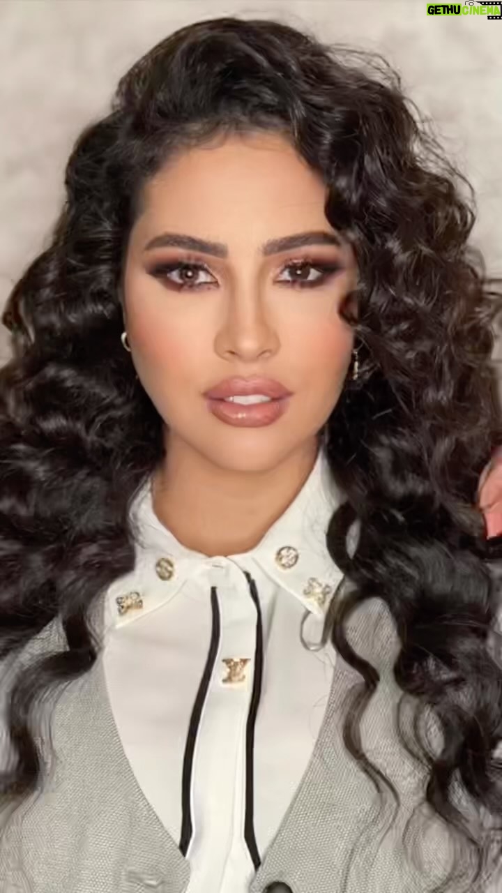 Ibtissam Laaroussi Instagram - Love yourself ❤️💕 @hasnaafriki