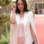 Ibtissam Laaroussi Instagram - انا كنحماق على اللون الابيض والأسود وانتوما اشمن لون كيعجبكم ؟