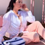 Ibtissam Laaroussi Instagram - فقرة ؟؟؟ لكم الاسئلة Rabat Marriott
