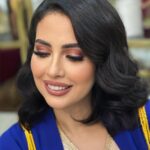 Ibtissam Laaroussi Instagram - La plus belle courbe d’une femme c’est son sourire ❤️😍 Makeup by @hasnaafriki