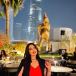 Ibtissam Laaroussi Instagram - ديما كنحط في لواجهة صورة لكتحضى باقل اعجاب ولكم الاختيار حبايبي صورة 1..2..3…4…