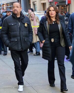 Ice-T Instagram - Back on these NYC streets.. SVU continues. Season25 and counting! Thanks to YOU. We’ll see you January 18th. This 1st episode is Wild! @wolfentertainment 💥 @therealmariskahargitay