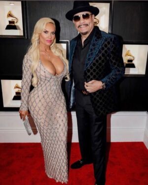 Ice-T Instagram - HappyBirthday to my Beautiful Wife @Coco ❤️ You are honestly the nicest person I've ever met. Best MOM in the world. And you just get BETTER every year. Chanel and I LOVE you more that words can explain.. ICE&COCO... Thats One word. 💎