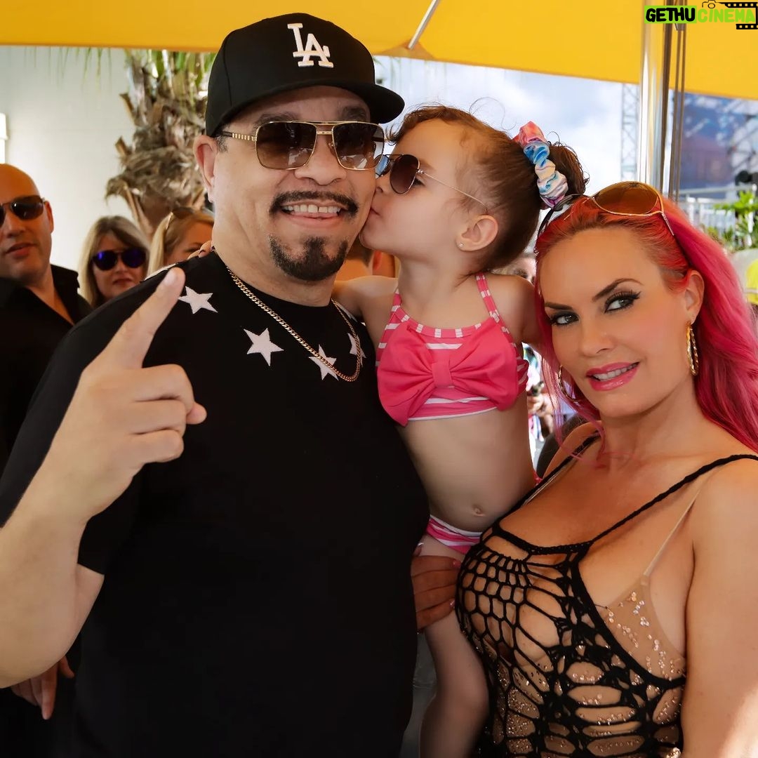 Ice-T Instagram - Share the love ❤️ Tell someone you love and care about them today #happyvalentinesday