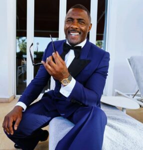 Idris Elba Instagram - Last year was challenging for so many reasons, i felt overwhelmed at times, many people did. I feel thankful that we enter this year together, you and me,my crew. I don’t post often, don’t give you many updates on my world but when i do, you still show love and for that i am appreciative. Staying relevant and in demand is only possible because of you, that’s the truth. @gregwilliamsphotography took this pic of me a couple years back at Cannes film festival, it was a happy time, i share it with because it made smile and i hope it does the same for you. I appreciate you all.🙏🏾