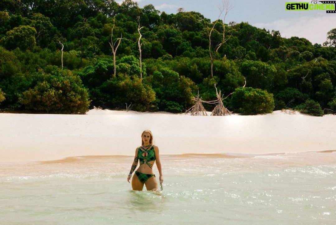 Iggy Azalea Instagram - Great Barrier Reef, Whitsunday Islands