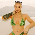 Iggy Azalea Instagram - Green just does it for me lately ✌️🤷‍♀️