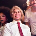 Igor Guimarães Instagram - Samba e humorismo! Um sonho realizado pela @terceiro_milenio que juntou meus ídolos do humor numa linda homenagem. Jamais esquecerei esse dia! Se amar é crime me prenda agora ❤️🎉