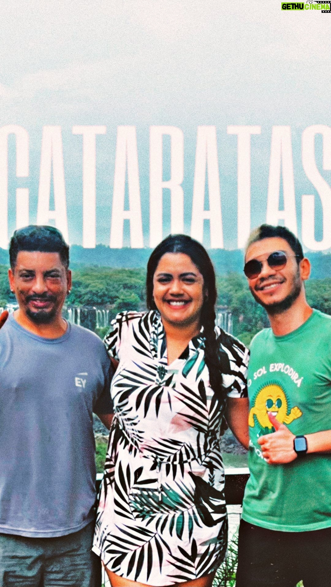 Igor Guimarães Instagram - Confira nosso super passeio nas Cataratas do Iguaçu! #turismo #igorguimaraes #humor #comedia