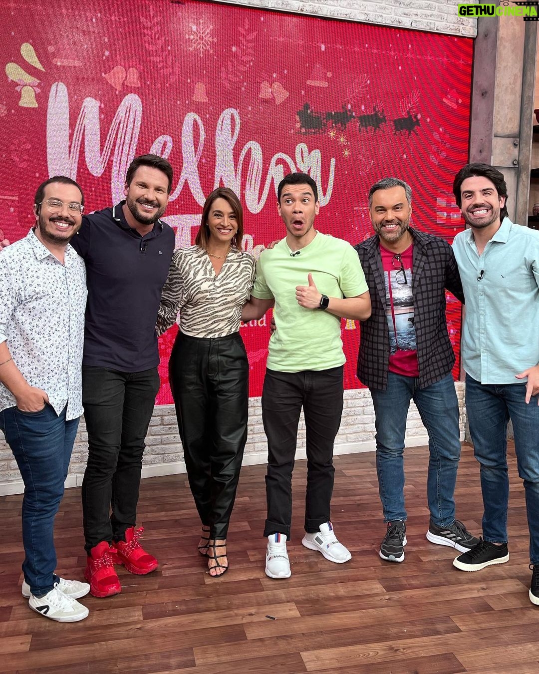 Igor Guimarães Instagram - Fui no programa da @catiafonseca ! Realizei um sonho. Só faltou a @mammabruschetta