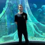 Igor Guimarães Instagram - Os aquaristas pira! Os bastidores de um dos maiores aquários de água doce do mundo @bioparquepantanaloficial 🐟 🥹❤️ #aquarismo #aguadoce #aquarismojumbo #aquarist #fishtank Campo Grande, Brazil