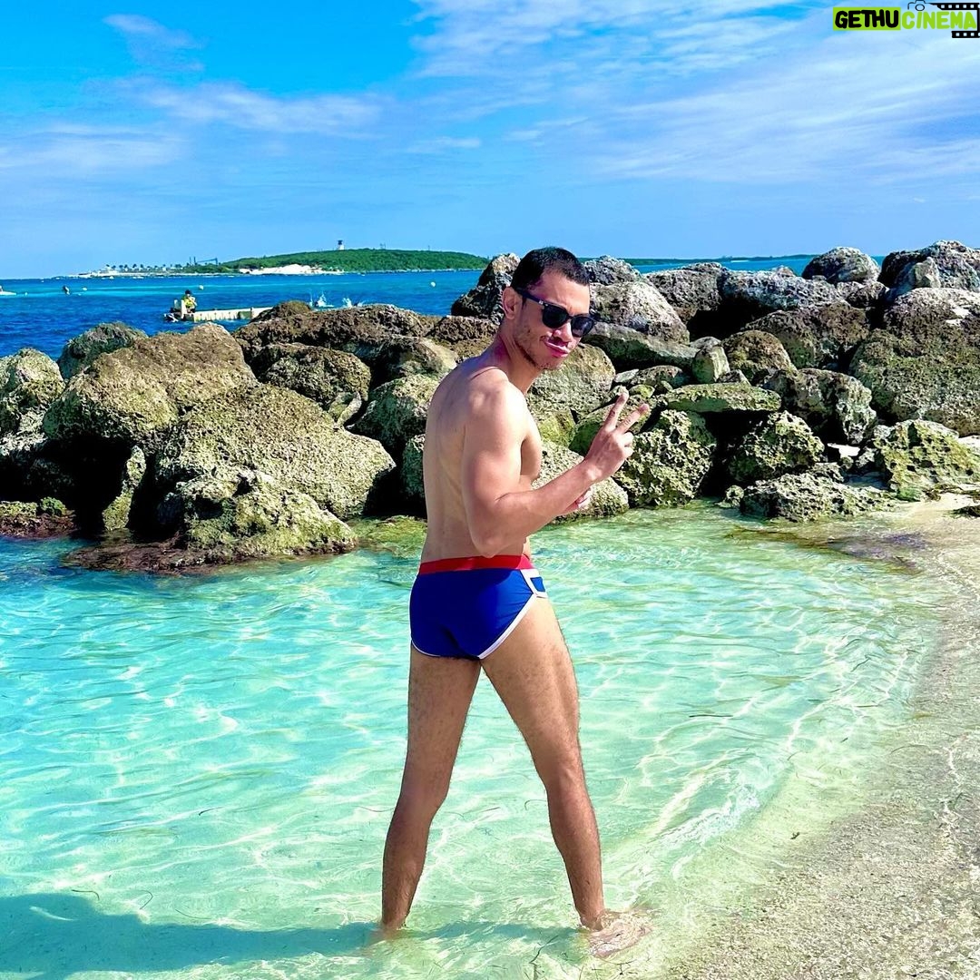 Igor Guimarães Instagram - Remake de Tieta do Agreste fracassa; veja imagens das gravações em Peruibe Marimar