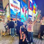 Iko Uwais Instagram - oyasumi Osaka 😍🇯🇵 #theuwais👨‍👩‍👧‍👧 #theuwaisvacation #theuwaisjapantrip #dotonbori #japan Dotonbori Osaka