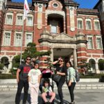 Iko Uwais Instagram - Alhamdulillah senangnya liburan kali ini ke jepang dibantu @japancustomizedtour dan tokushige family @tokushige_iresh @issei_tokushige anri can mba @faniazettira mba iin mba nita dan semua yg sudah membantu kita selama di jepang bikin liburan kita jd menyenangkan ..Arigatogozaomasu🙏🏻❤️ Mata au made 🥹🙏🏻💋 #theuwais👨‍👩‍👧‍👧 #theuwaisvacation #theuwaisjapantrip Japan