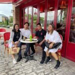 Iko Uwais Instagram - Alhamdulillah senangnya liburan kali ini ke jepang dibantu @japancustomizedtour dan tokushige family @tokushige_iresh @issei_tokushige anri can mba @faniazettira mba iin mba nita dan semua yg sudah membantu kita selama di jepang bikin liburan kita jd menyenangkan ..Arigatogozaomasu🙏🏻❤️ Mata au made 🥹🙏🏻💋 #theuwais👨‍👩‍👧‍👧 #theuwaisvacation #theuwaisjapantrip Japan