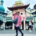 Iko Uwais Instagram - Tokyo Disney Sea 🛳️⛵️🎢🎡🌊❤️ #theuwais👨‍👩‍👧‍👧 #theuwaisvacation #theuwaisjapantrip #tokyodisneysea Tokyo DisneySea