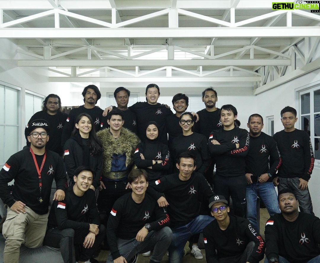 Iko Uwais Instagram - We are here @uwais.team #uwaisteam