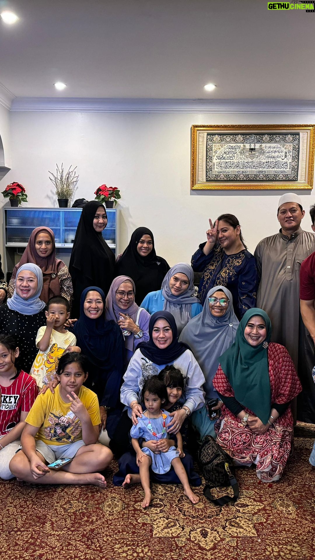Iko Uwais Instagram - Alhamdulillah malam Nisfu Sya'ban bersama keluarga..menyambut bulan suci ramadhan maaf lahir bathin semua ππ»π«Άπ»β€οΈπ€ #theuwaisπ¨βπ©βπ§βπ§ #nisfusyaaban #audyitem #audyuwais #ikouwais Bekasi