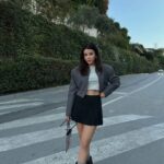 Ilayda Alişan Instagram - 🖤