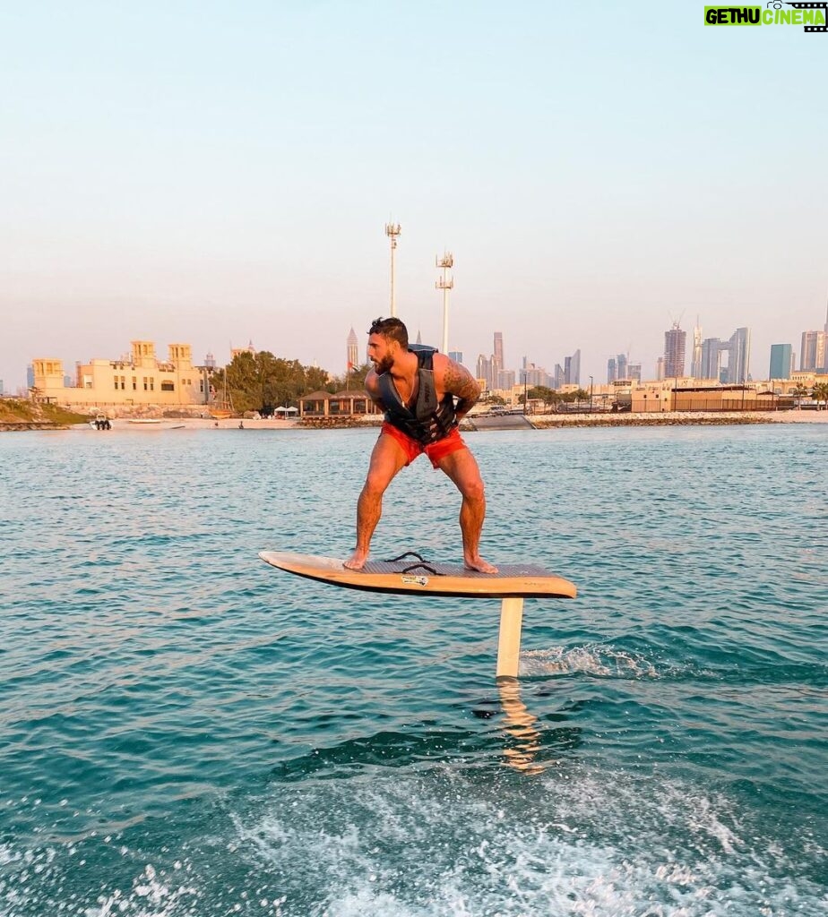 Illan Castronovo Instagram - Best life 😈 #dubailife ➡️ vidéo ➡️ The Palm Jumeirah, Dubai, UAE