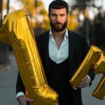Illan Castronovo Instagram - 🎉 1 MILLION 🥂 ⠀⠀⠀⠀ Je ne réalise toujours pas ! ⠀⠀ Jamais, il y a 3 ans lors de ma toute première aventure j’aurai pu pensé qu’un jour nous serions 1 million. ⠀⠀⠀⠀ Alors que dire, juste merci... ⠀⠀⠀⠀ Merci pour le bonheur que vous m’apportez chaque jour. ⠀⠀⠀⠀ Vous ne pouvez imaginer à quel point je suis heureux d’avoir une communauté en or qui me suit et me supporte depuis juillet 2017 ❤ ⠀⠀ Ce n’est que le début d’une grande aventure rassurez-vous! ⠀⠀⠀ Je vous promets de continuer à être moi-même et à vous divertir de la meilleure des façons comme je sais bien le faire ! ⠀⠀ Énorme pensée pour l’étoile qui veille sur moi depuis près de 2 ans maintenant 👼🏼 ⠀⠀⠀⠀ Je vous aime un million de fois, ⠀⠀⠀⠀ Illan Cto #1m #1million #love 📸 @christianmichelphoto Beverly Hills, California
