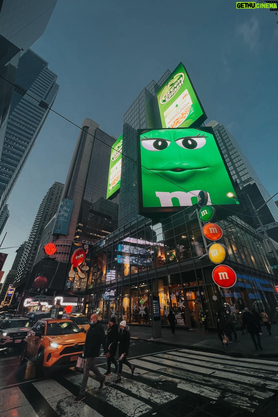 Illan Castronovo Instagram - Je suis pressé de retourner à New York !