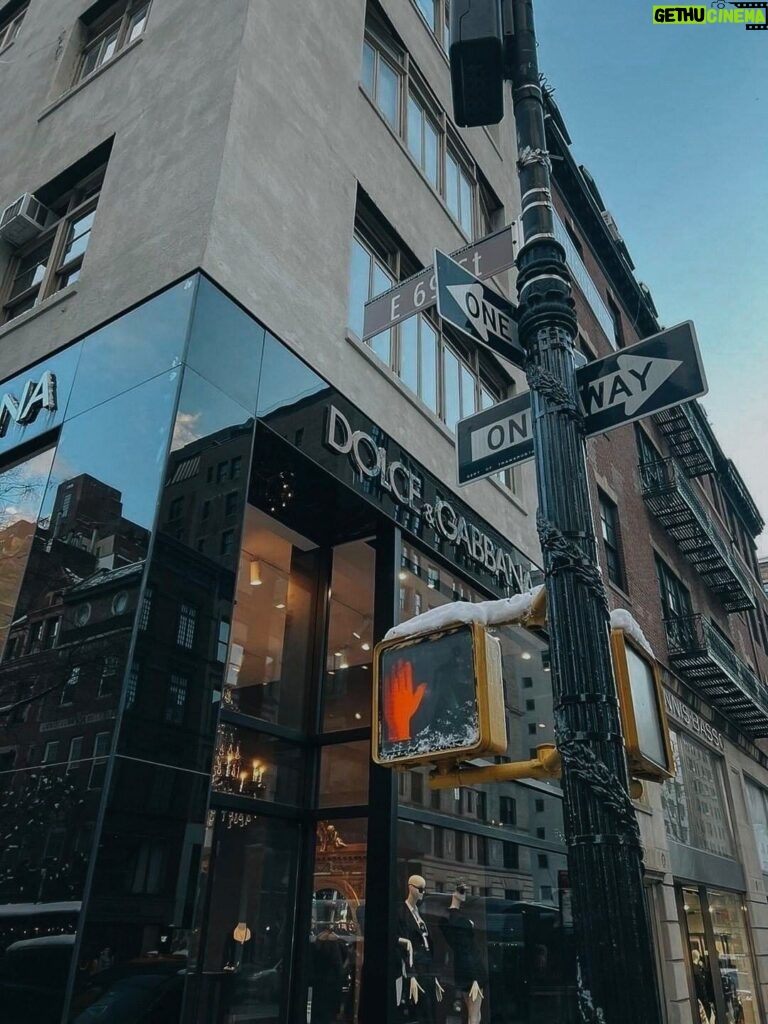 Illan Castronovo Instagram - 💣🖤 New York City, N.Y.