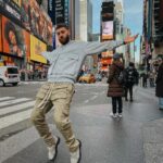 Illan Castronovo Instagram - Le tirage au sort a eu lieu et l’heureuse gagnante est : @prismat51 👏🏼 Du 25 février au 4 mars, vous avez été près de 5 000 participants et je vous en remercie. Time Square New York City