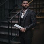 Illan Castronovo Instagram - Quelque part, quelqu’un cherche exactement ce que tu as à offrir. Manhattan, New York