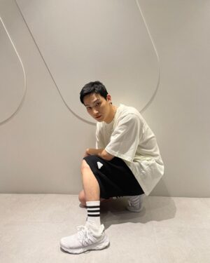 Im Jae-beom Instagram - 🙏🏼🙏🏼🙏🏼
#adidas #comfortleads #createdwithadids #아디다스 #스포츠웨어 @adidaskr