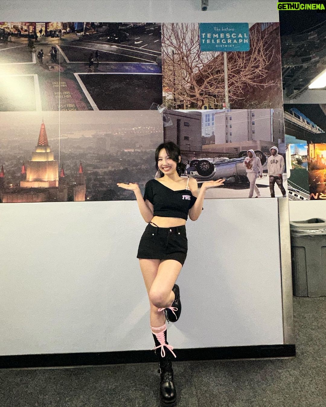 Im Na-yeon Instagram - 🎀Day 1 in Oakland🎀