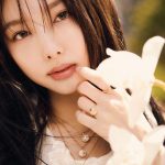 Im Na-yeon Instagram - @louisvuitton @harpersbazaarkorea