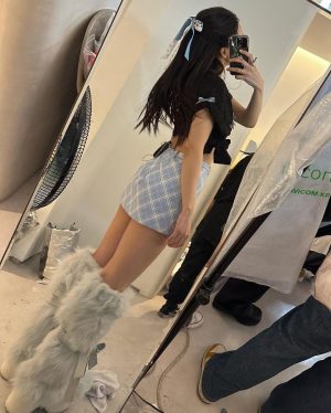 Im Na-yeon Instagram - 🩵🩵🩵