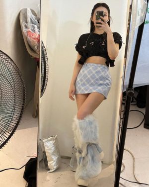 Im Na-yeon Instagram - 🩵🩵🩵
