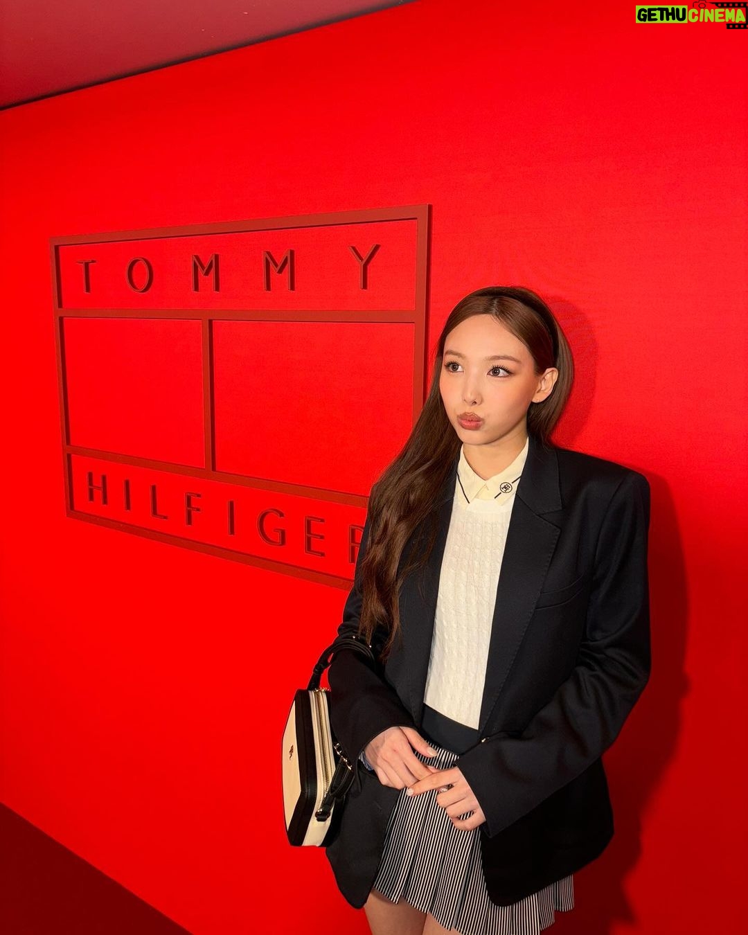 Im Na-yeon Instagram - 🌹 #NYFW2024 #TommyHilfiger #타미힐피거 @tommyhilfiger