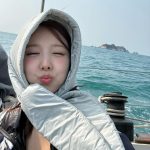 Im Na-yeon Instagram - 🪽코가 빨개져도 행복했던 아가츄 ,,🩵🐬🐚🪼🌊🛳️🐳🪽
