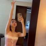 Im Na-yeon Instagram - 🪽🌷🌷🌷🪽