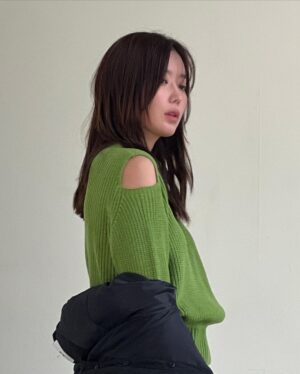Im Soo-hyang Instagram - 너무 노는 것만 올려서 말이지 🙃 
잘 쉬고 열심히 일하기